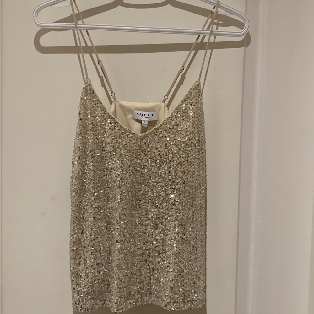 NWT. Gilli tank
